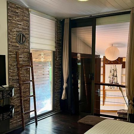 Faaora Lodge, Little Paradise Haapiti Bagian luar foto