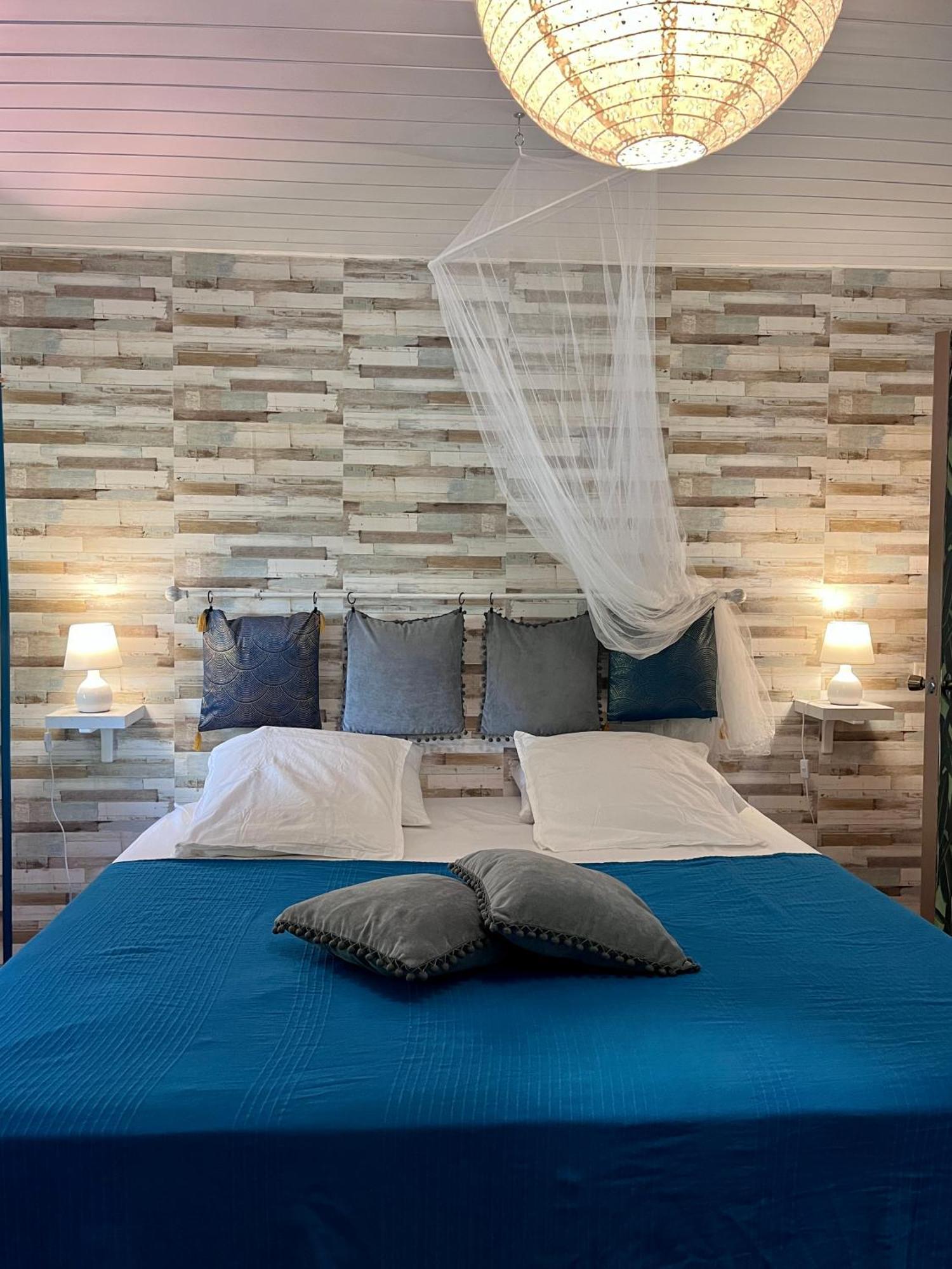 Faaora Lodge, Little Paradise Haapiti Bagian luar foto