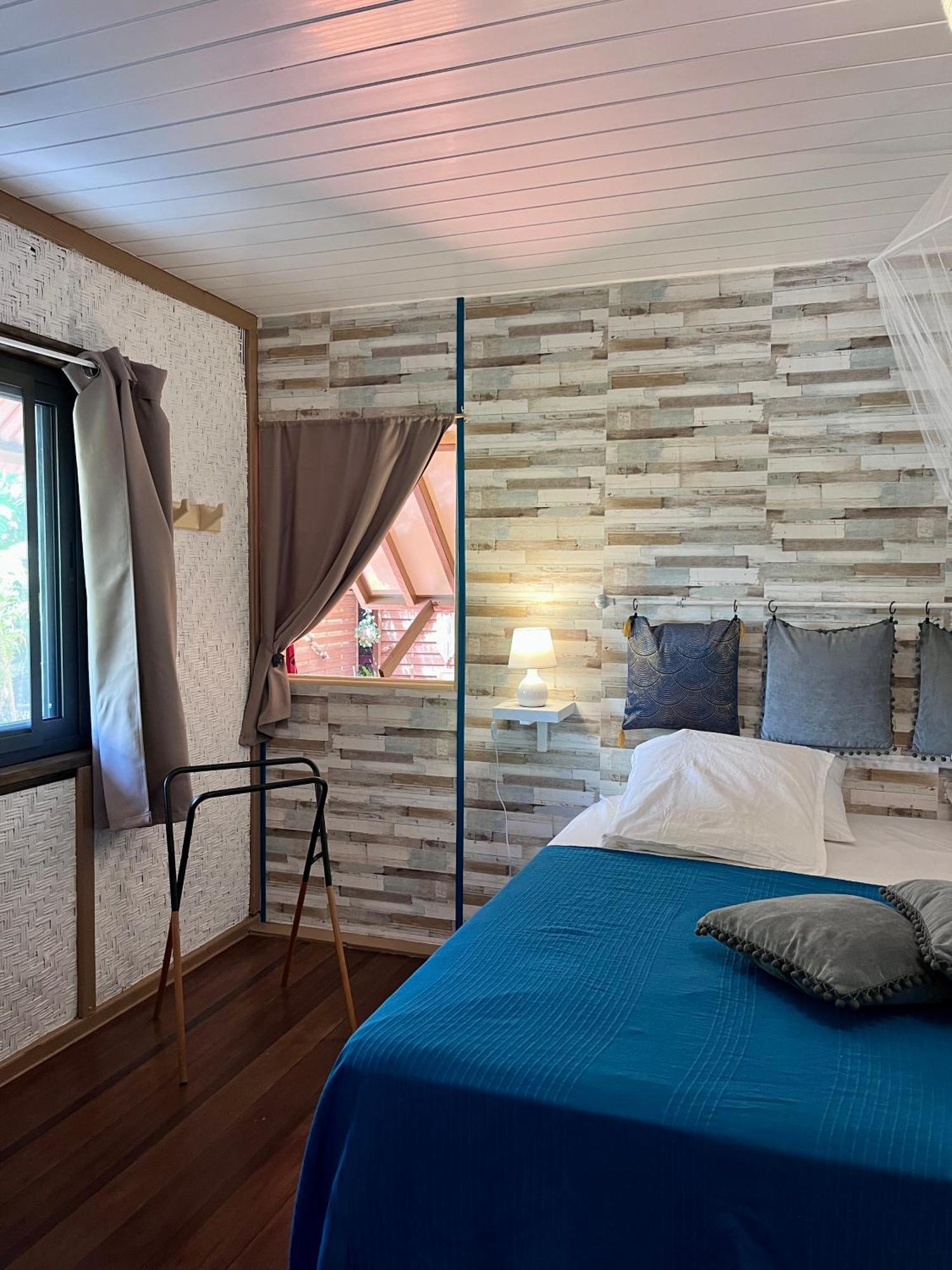 Faaora Lodge, Little Paradise Haapiti Bagian luar foto